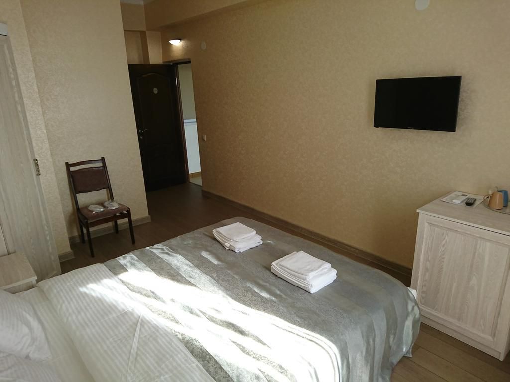 ГЕГА, отель стандарт - 2