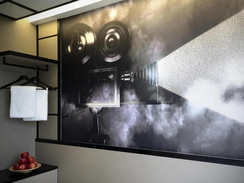 HOTEL 81 PREMIER HOLLYWOOD - 12