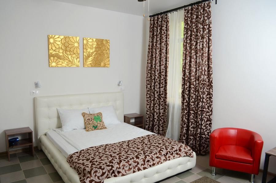 LUCKY, отель (ул. Масленникова) - 17