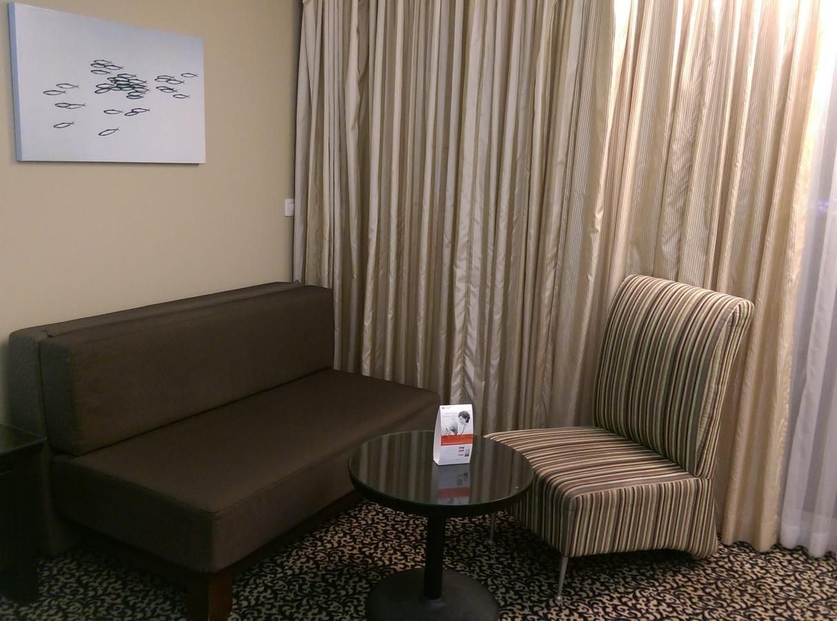 CROWNE PLAZA - 25