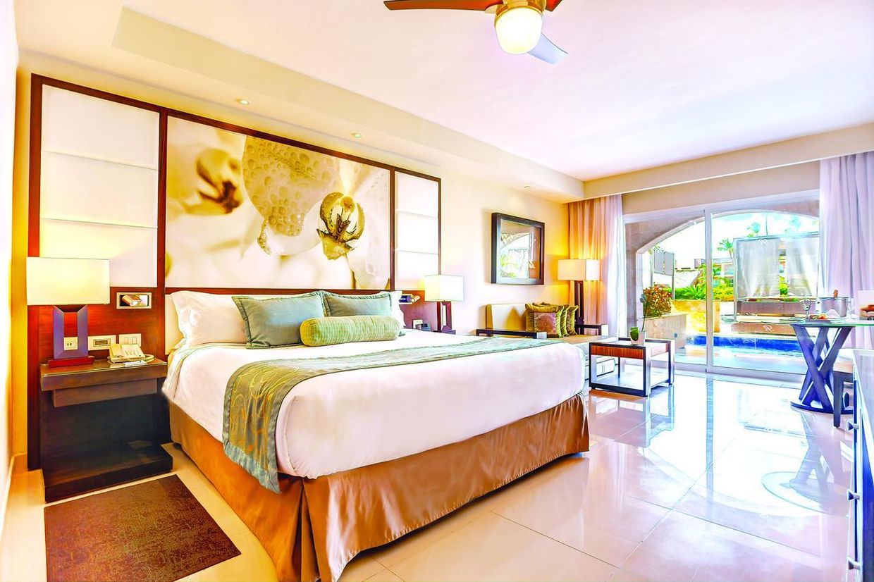 HIDEAWAY AT ROYALTON PUNTA CANA RESORT & SPA (only adults 18+) - 8