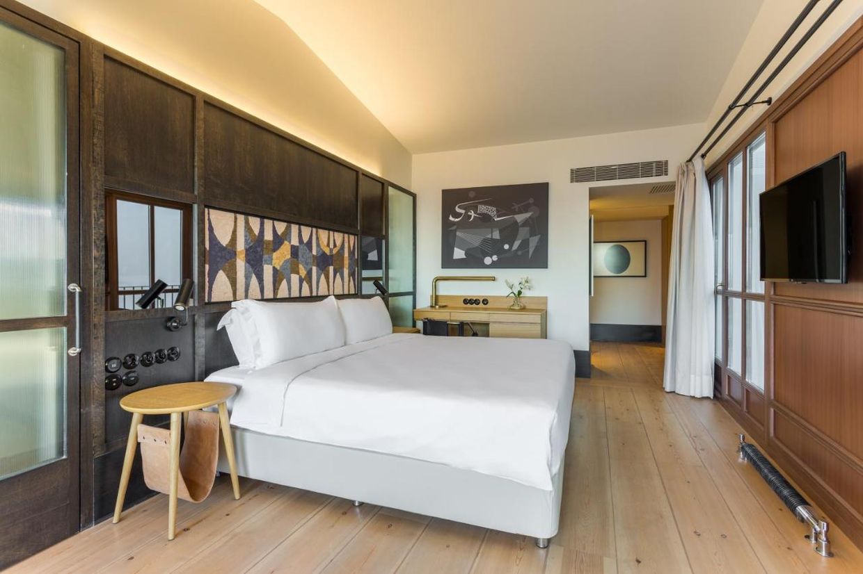 The Wings Hotel Collection - 12