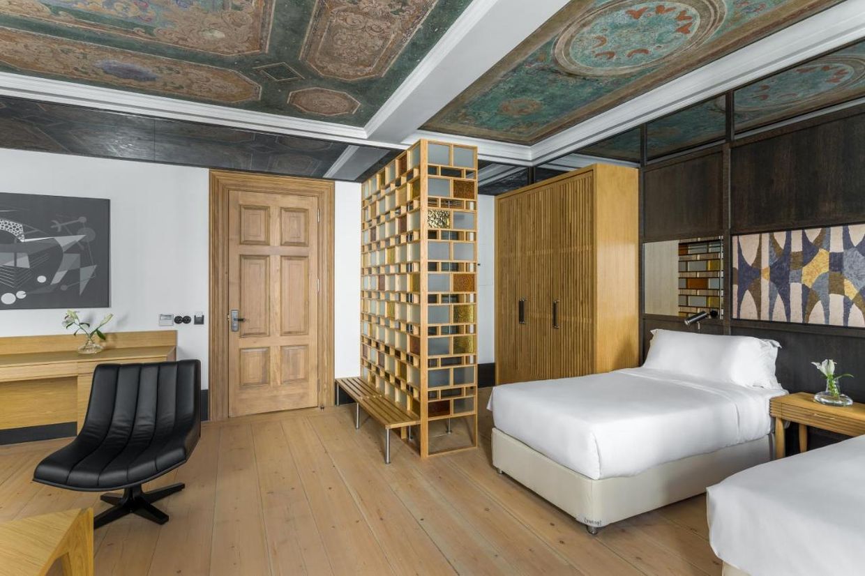 The Wings Hotel Collection - 25