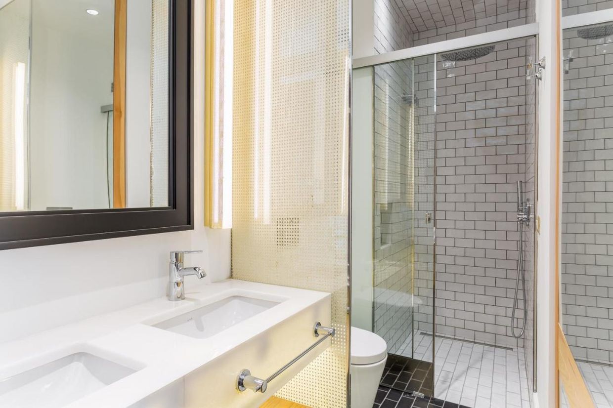 The Wings Hotel Collection - 4