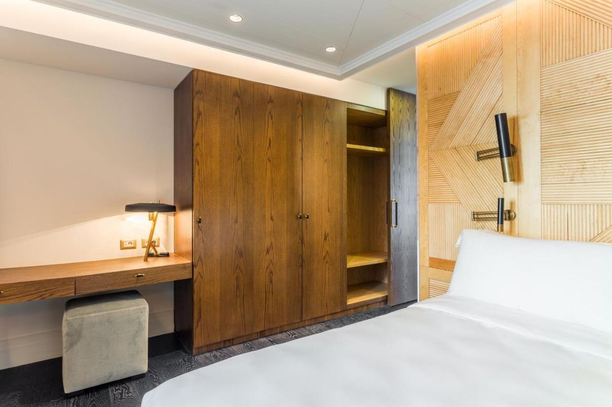 The Wings Hotel Collection - 7