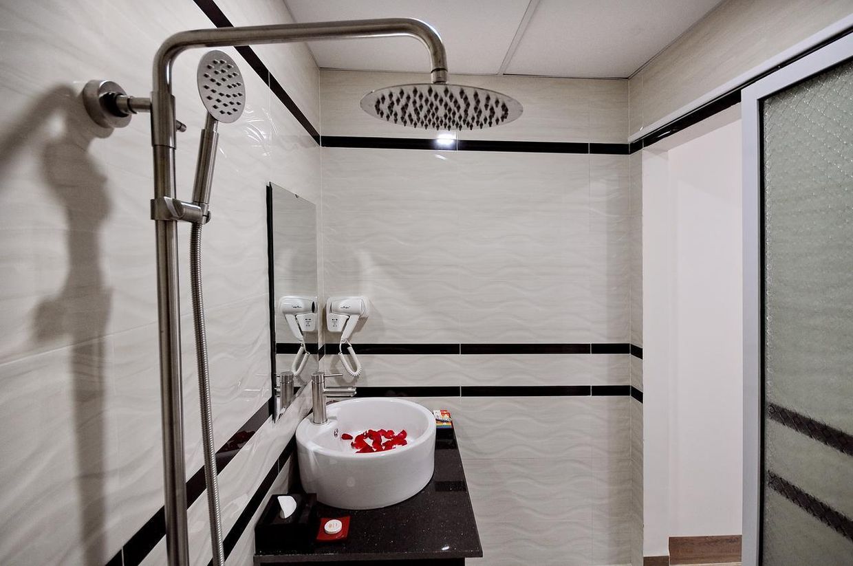 MAY NGU SAC - IRIDESCENT CLOUDS HOTEL - 15