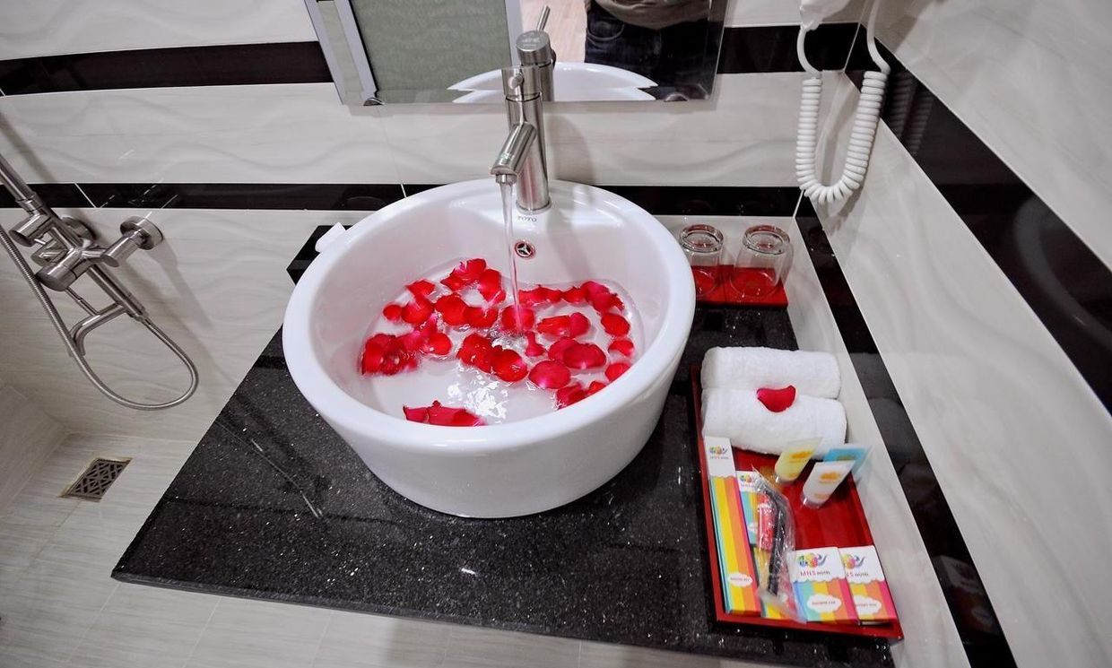 MAY NGU SAC - IRIDESCENT CLOUDS HOTEL - 16