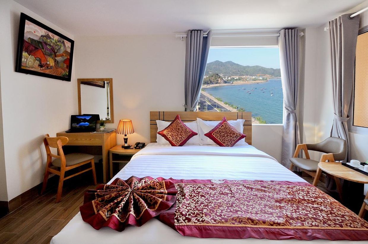 MAY NGU SAC - IRIDESCENT CLOUDS HOTEL - 4