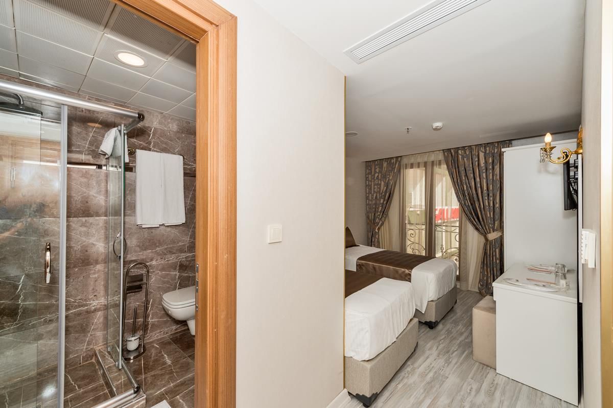 Grand Pamir Hotel - 10