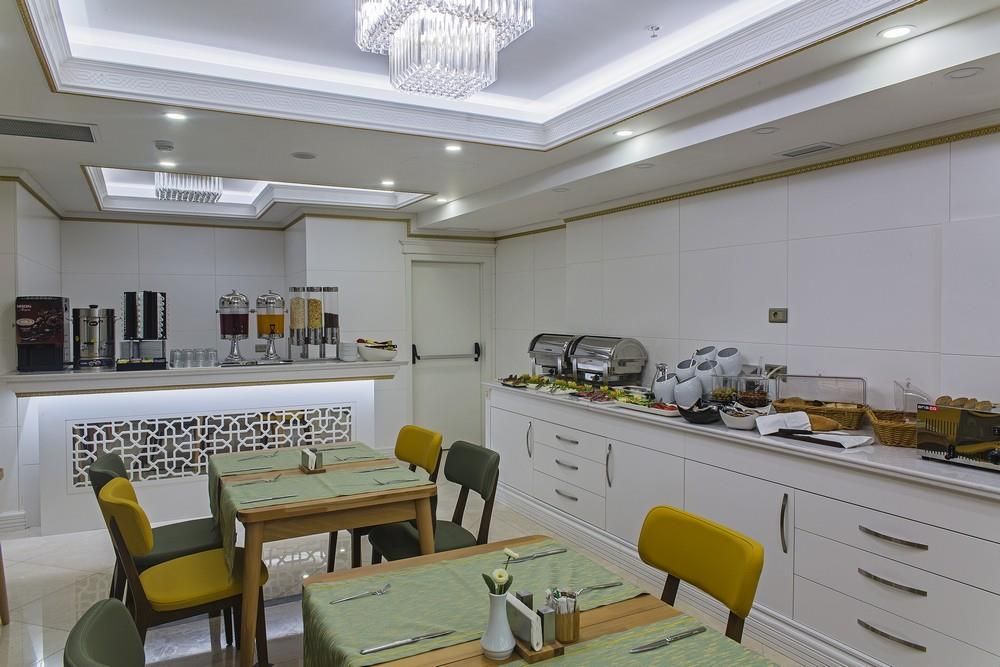 Grand Naki Hotel - 3