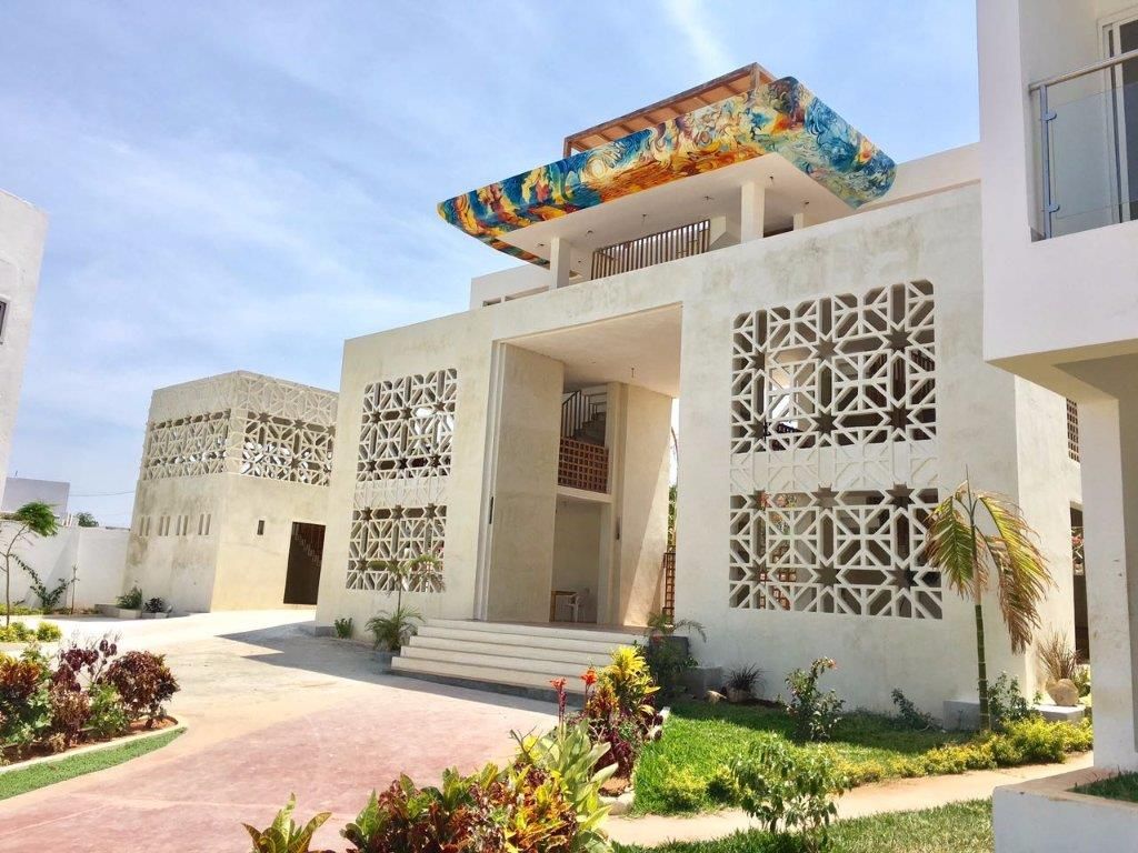 NUNGWI DREAMS BY MANTIS - 1