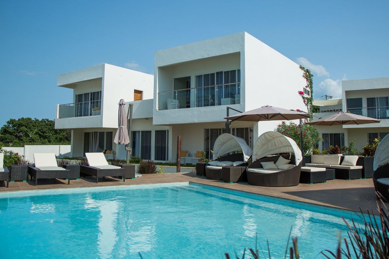 NUNGWI DREAMS BY MANTIS - 25