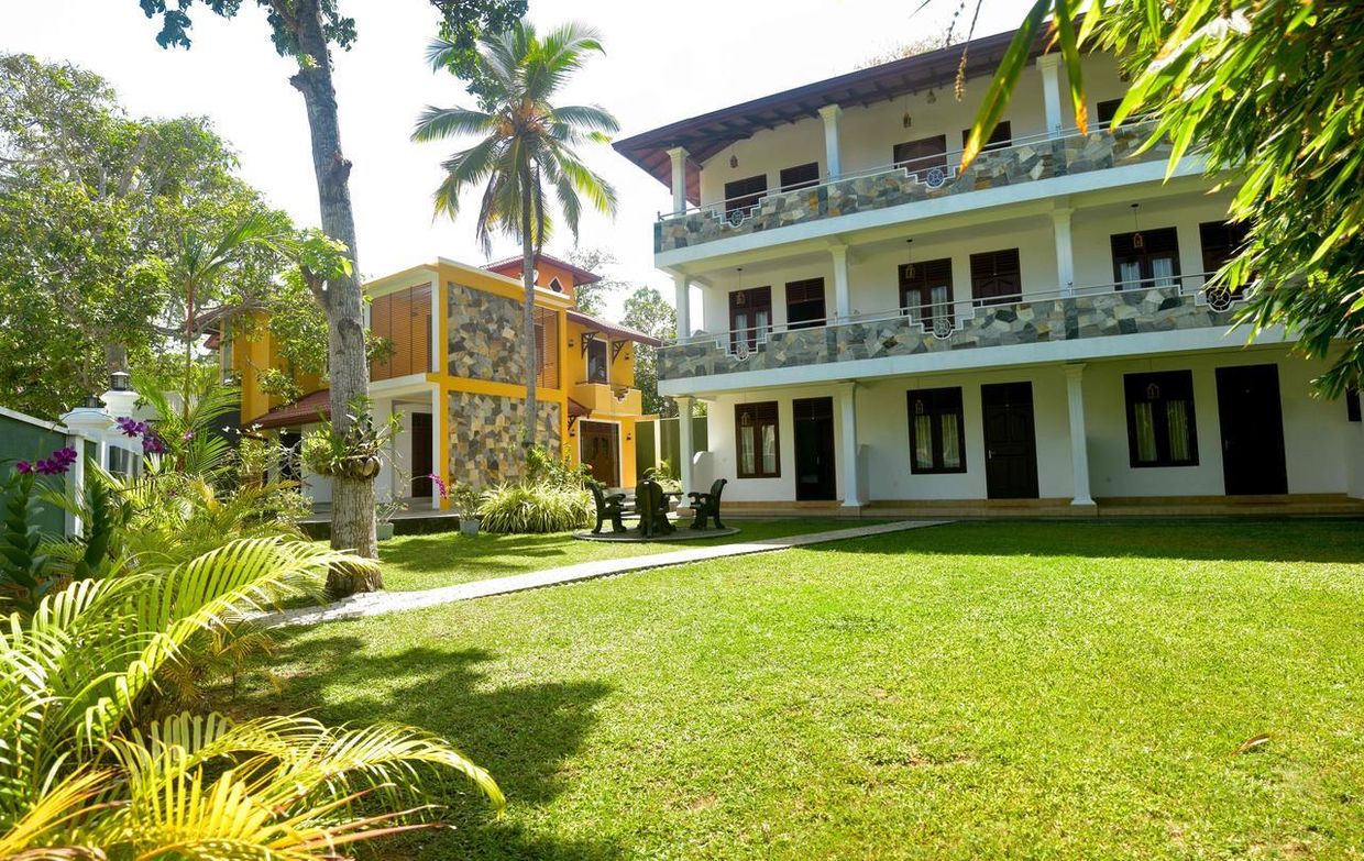 VILLA DE WHITE SAMBUR - 12
