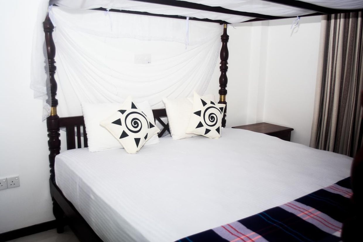 VILLA DE WHITE SAMBUR - 17