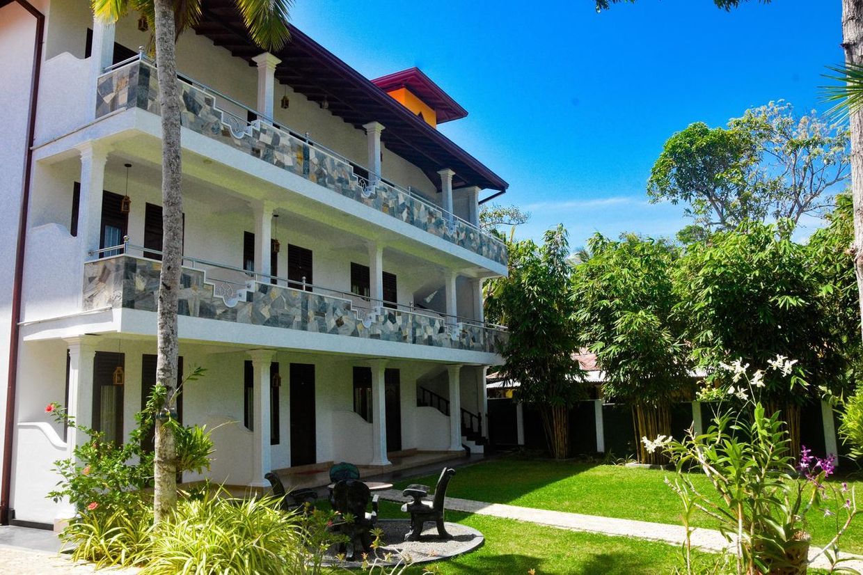VILLA DE WHITE SAMBUR - 9