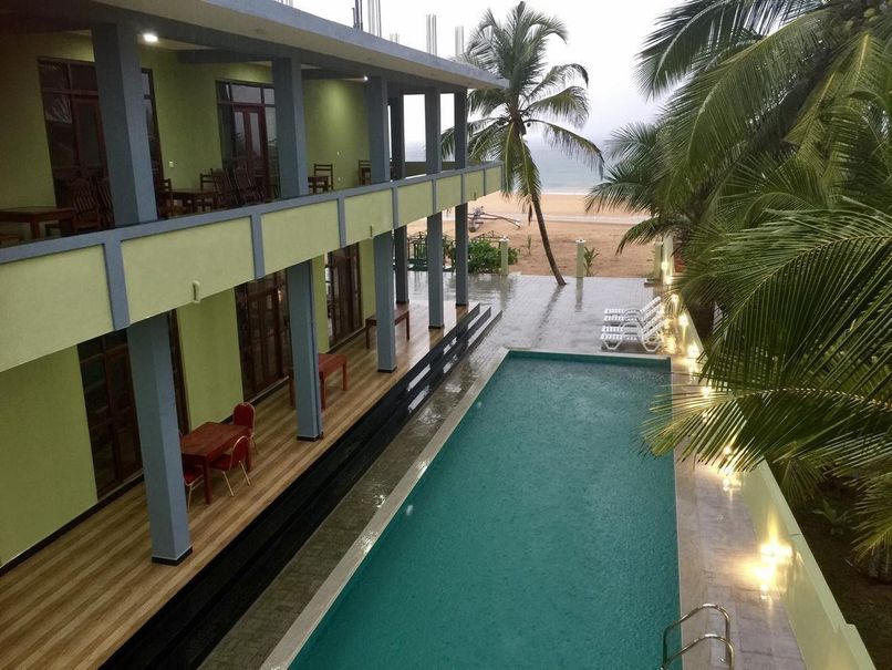 SERENADE BEACH HOTEL - 1