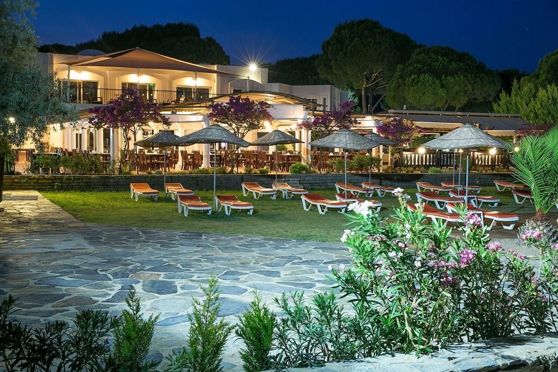 Sea Side Beach Club - 25