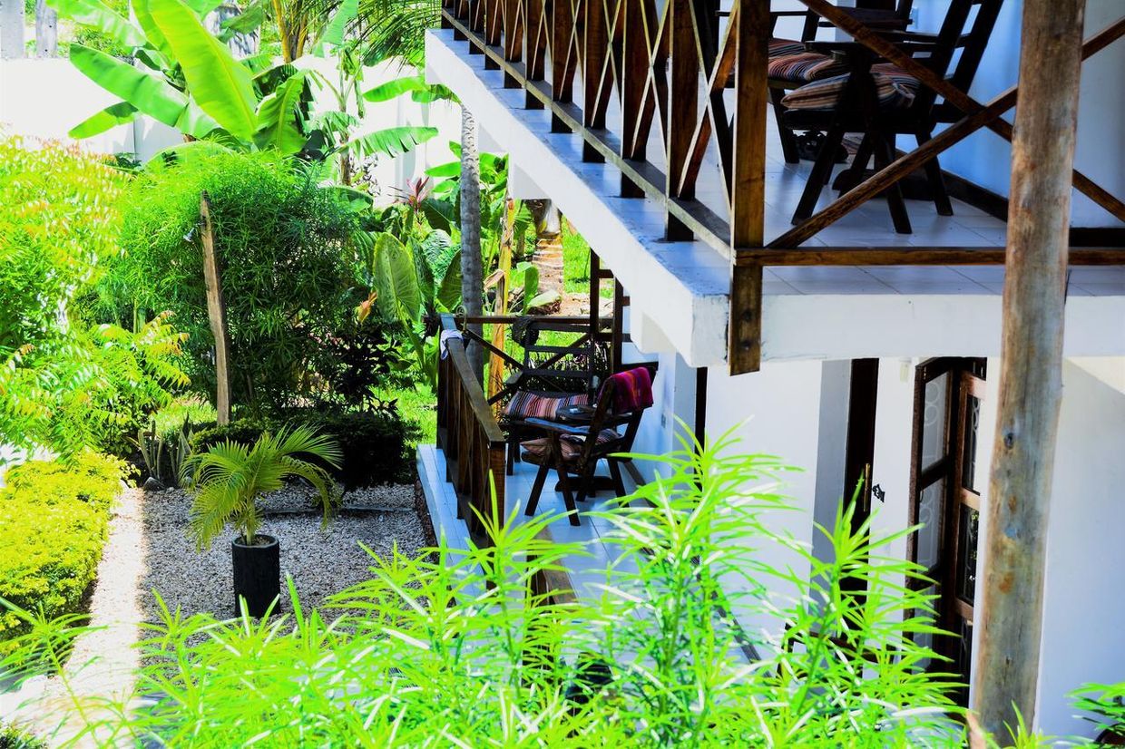 ALUNA BEACH LODGE - 15