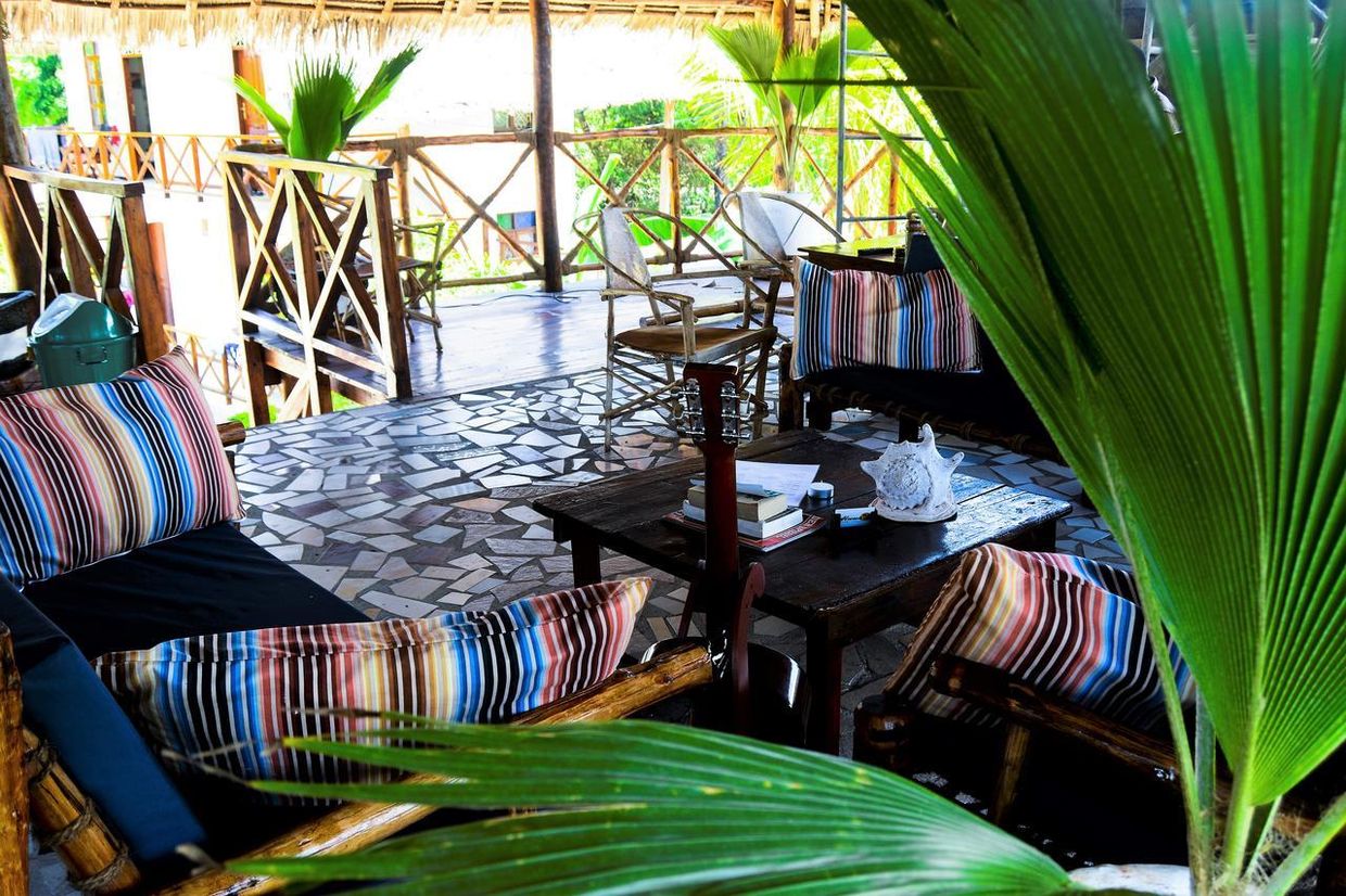 ALUNA BEACH LODGE - 7