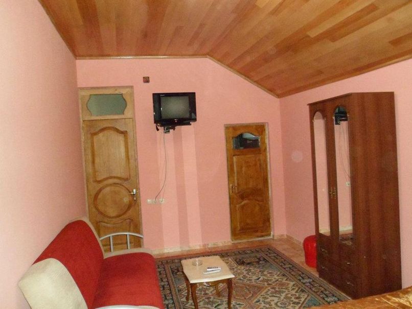PHARNAVAZ 2010 - 3