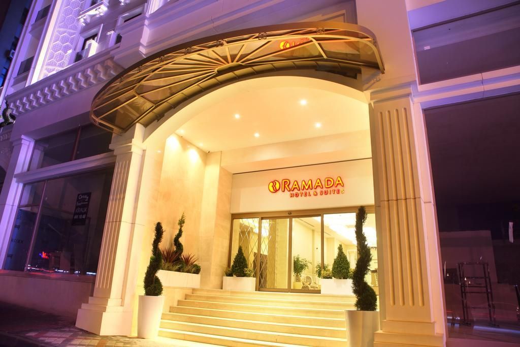 Ramada Hotel & Suites by Wyndham Istanbul Merter - 14