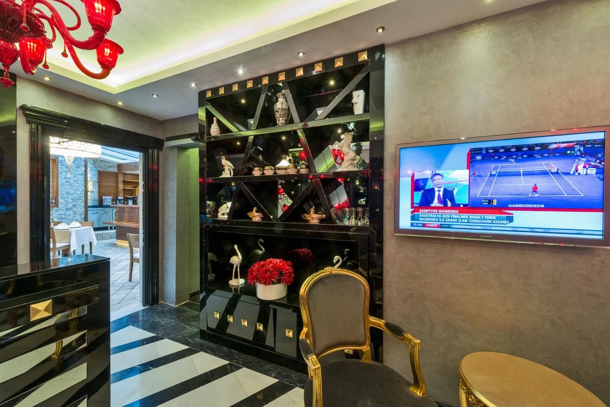 The Million Stone Hotel - 16