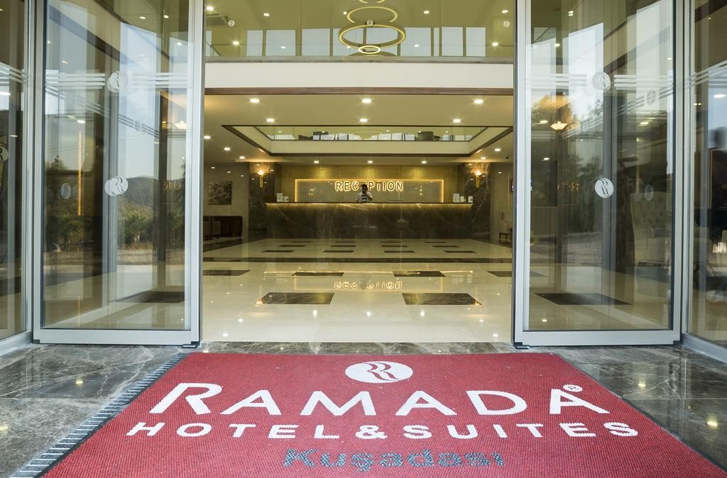 Ramada Hotel And Suites by Wyndham - 9