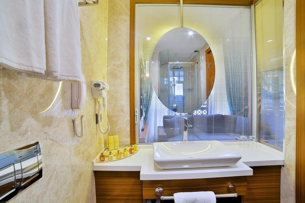 Momento Golden Horn Hotel - 5