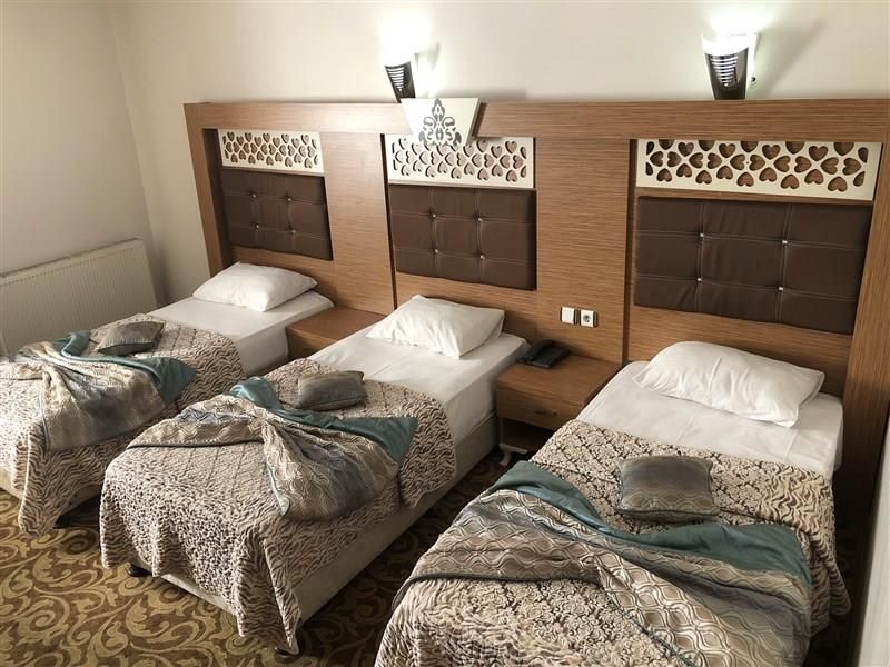 Grand Milan Hotel - 11