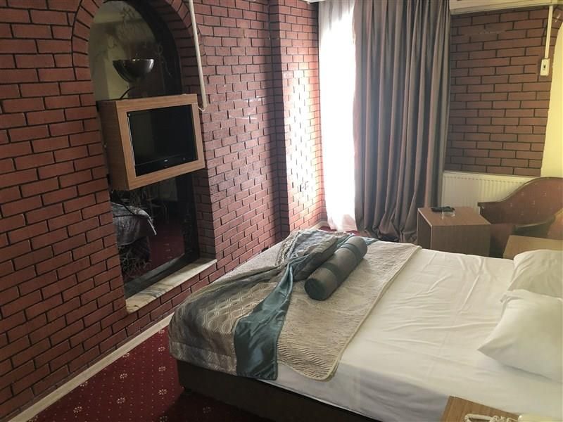 Grand Milan Hotel - 13