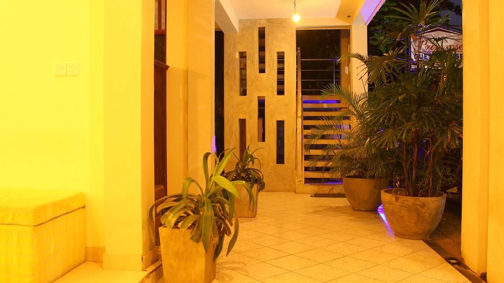 PRIMEROSE GUEST HOUSE - 13