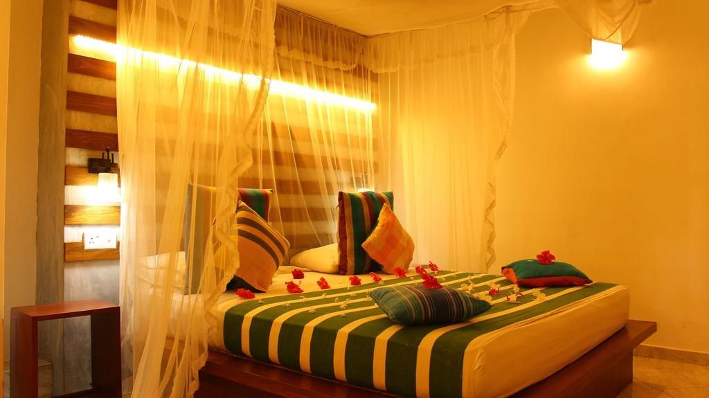 PRIMEROSE GUEST HOUSE - 15