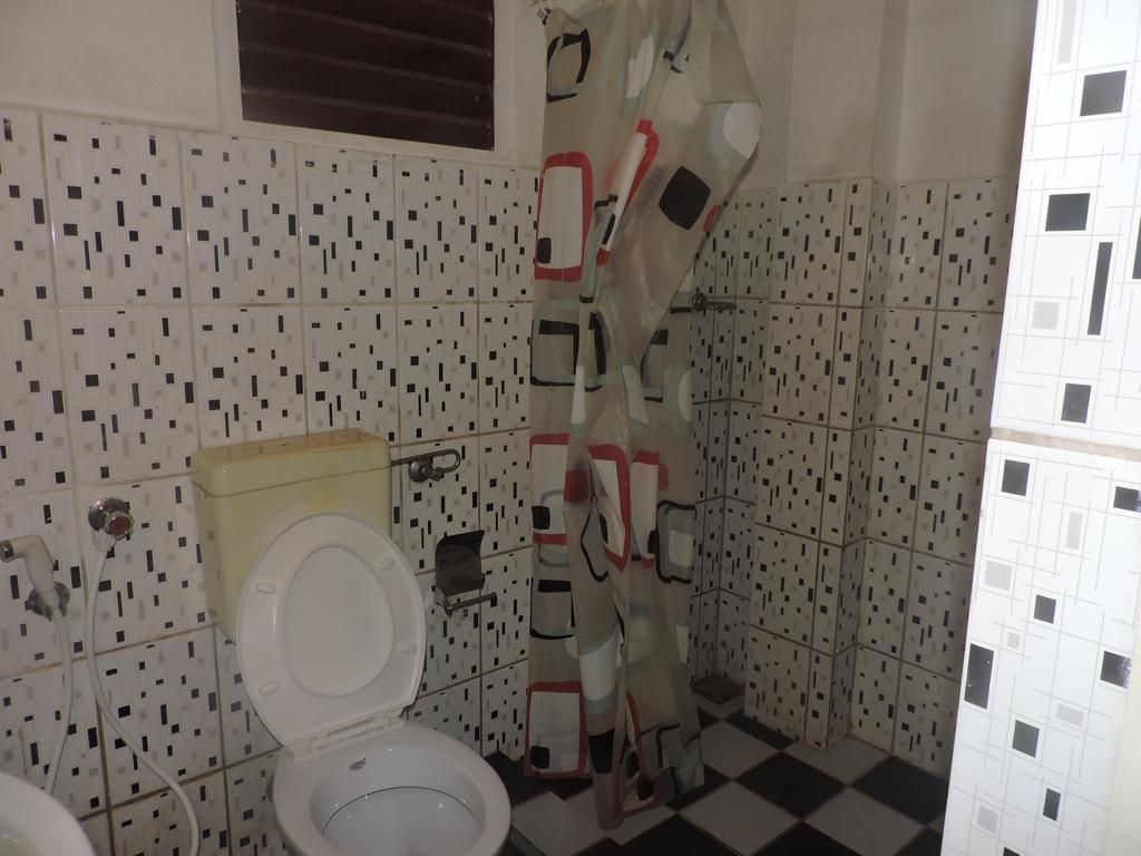 PRIMEROSE GUEST HOUSE - 25