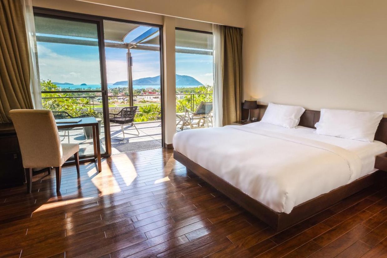 CASABAY LUXURY POOL VILLA - 11