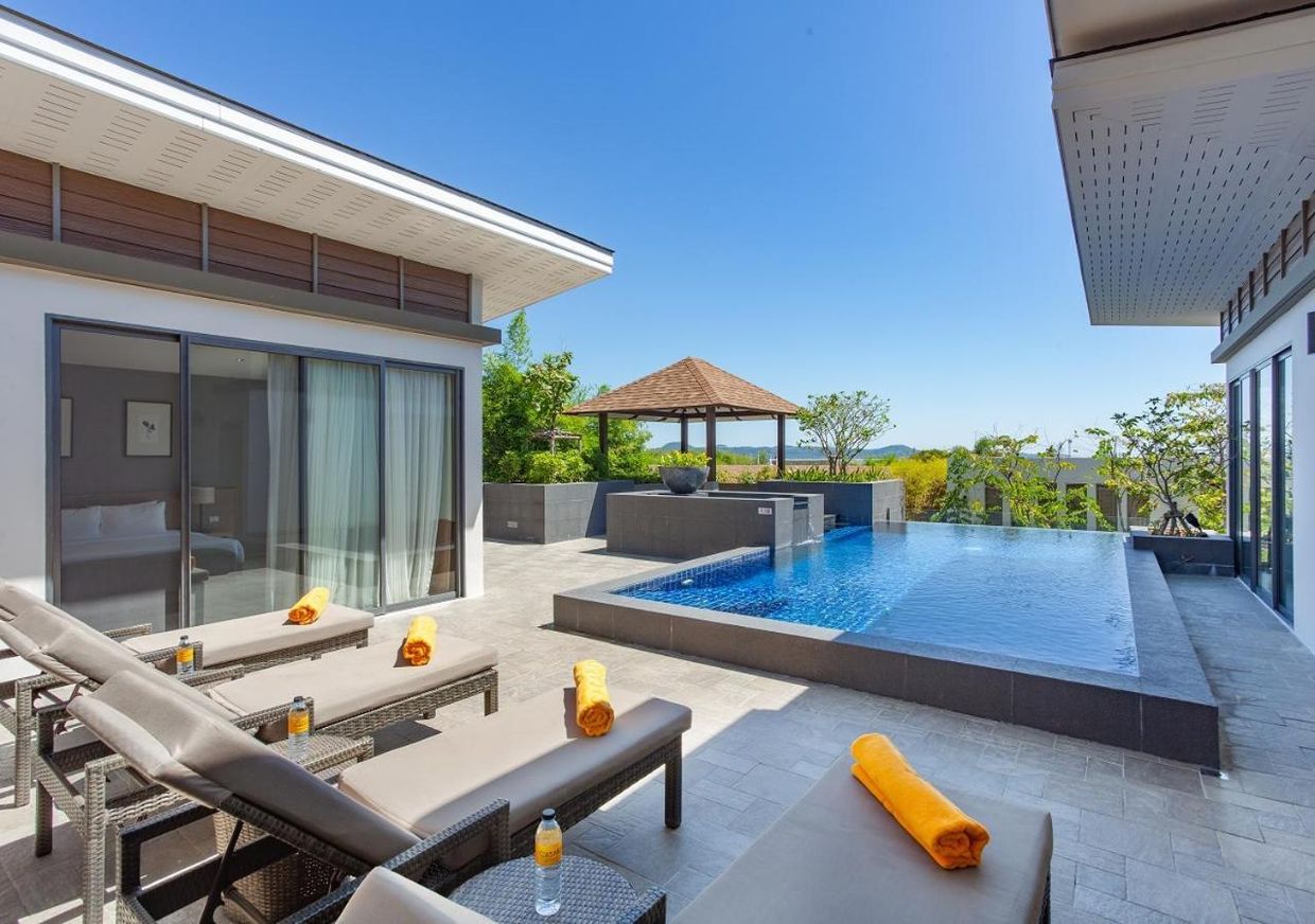 CASABAY LUXURY POOL VILLA - 15
