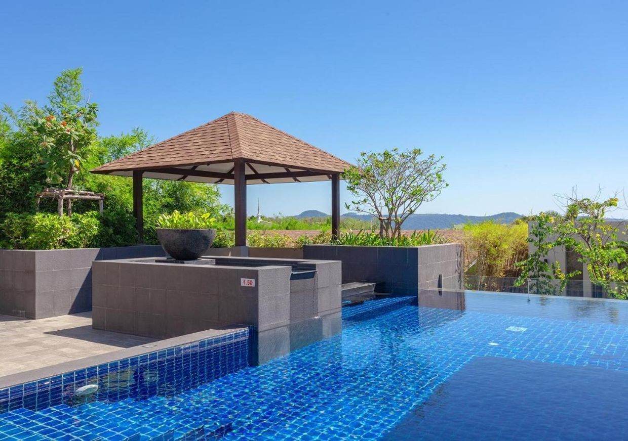 CASABAY LUXURY POOL VILLA - 17