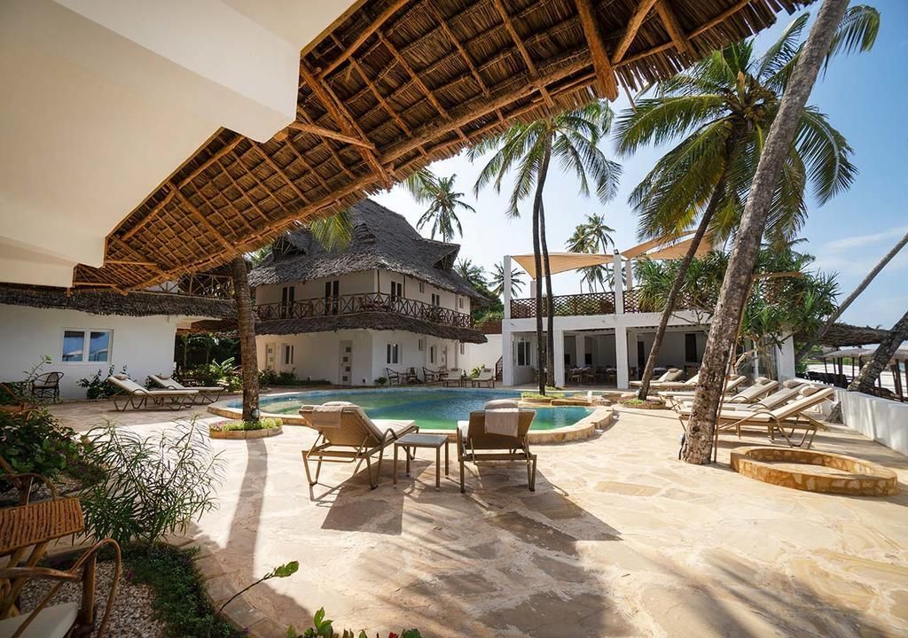 AHG DREAMS BAY BEACH HOTEL - 17