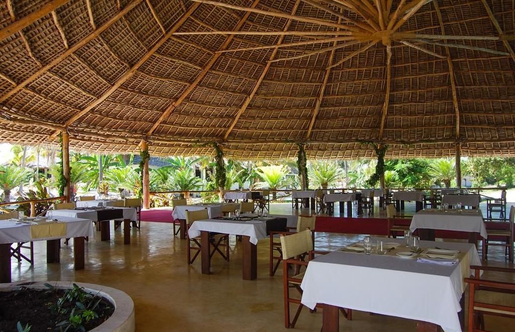 BLUE MOON RESORT - 11