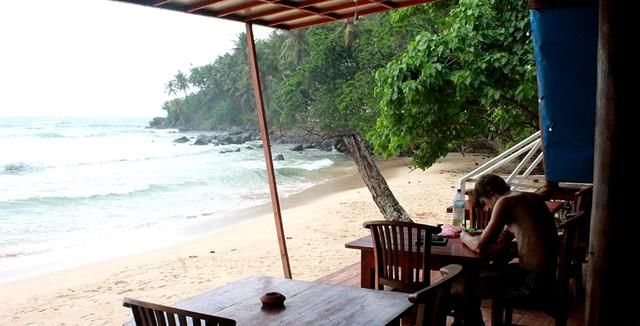 CORAL BEACH - 3