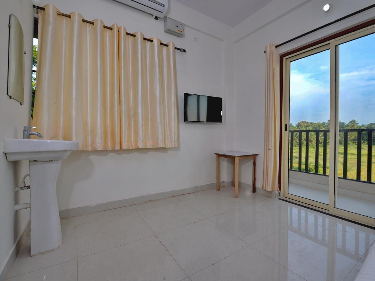 SHIVAM BNB MANDREM - 10