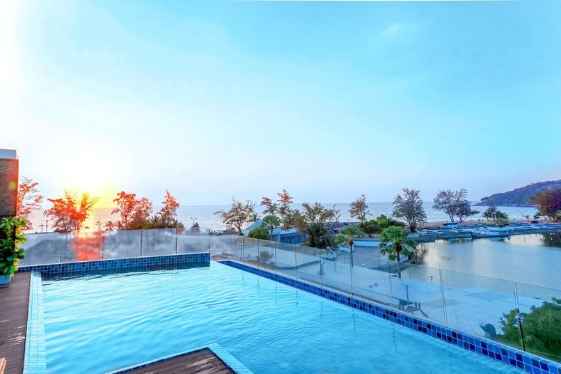 PHOENIX KARON BEACH HOTEL - 2