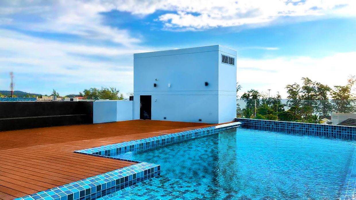 PHOENIX KARON BEACH HOTEL - 9