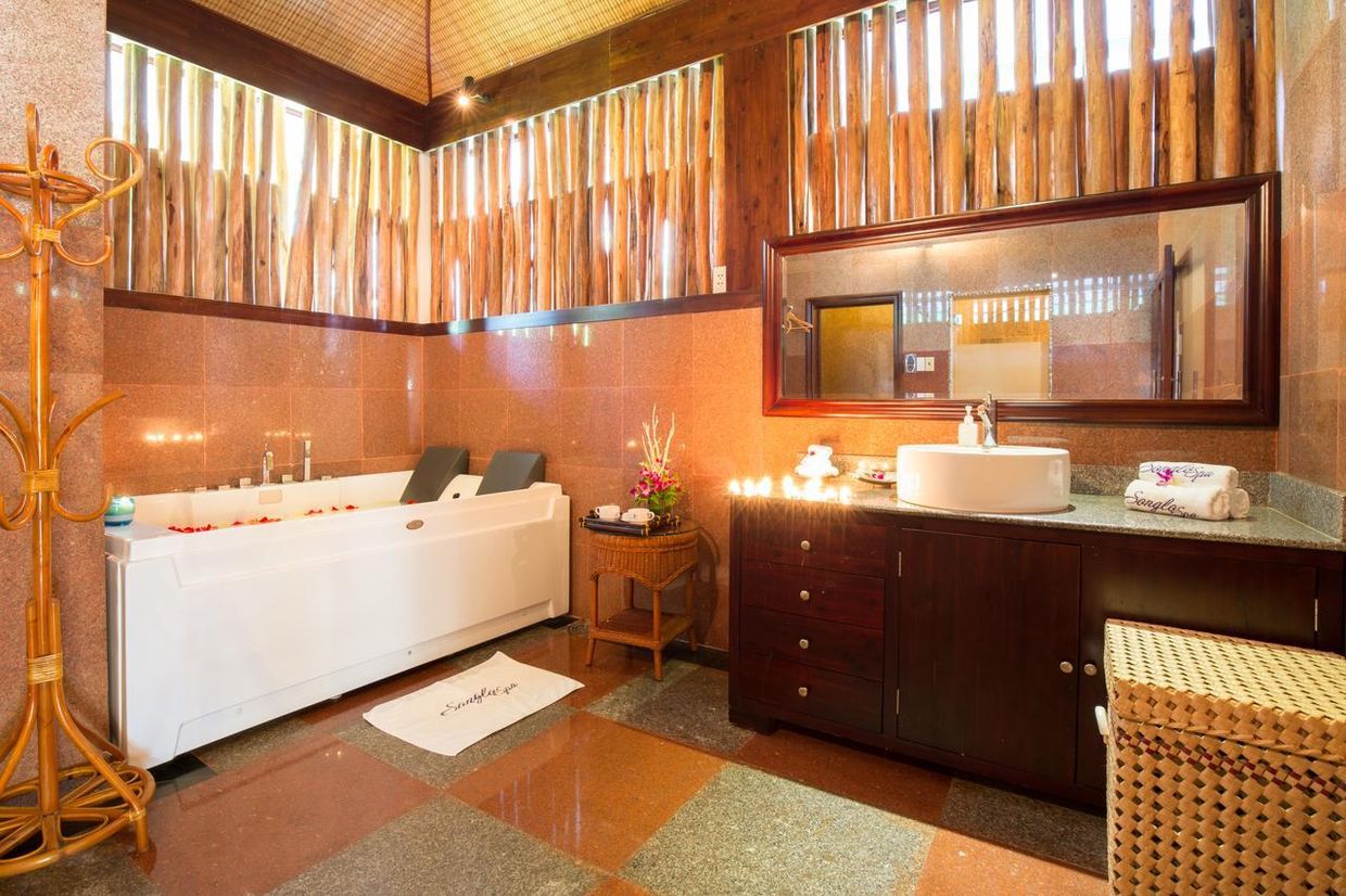DIAMOND BAY RESORT & SPA - 2