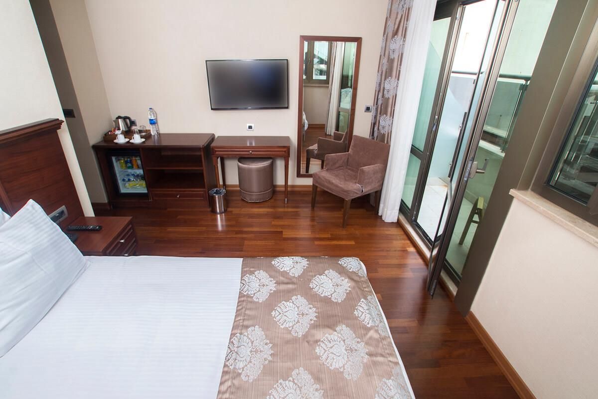 Crestium Taksim Prive & Spa Hotel - 4