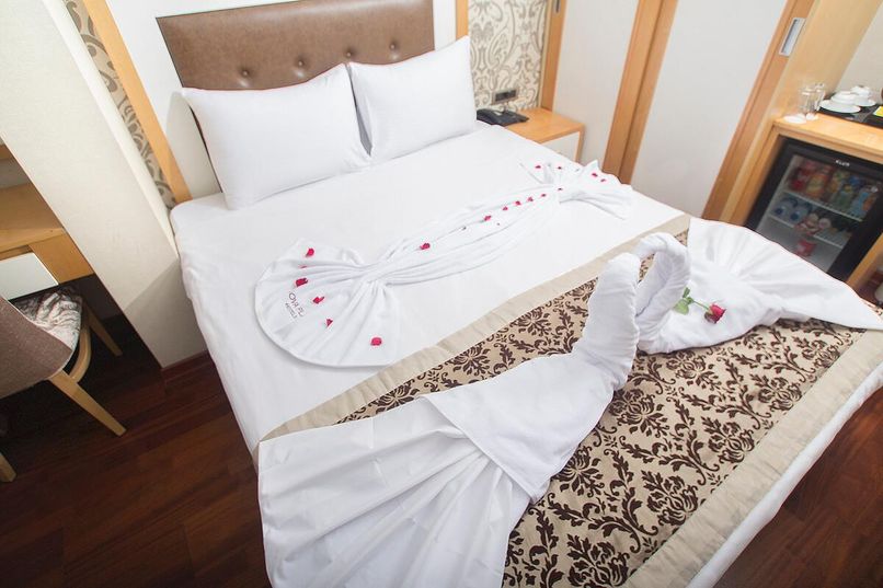 Crestium Prime Square Hotel - 5