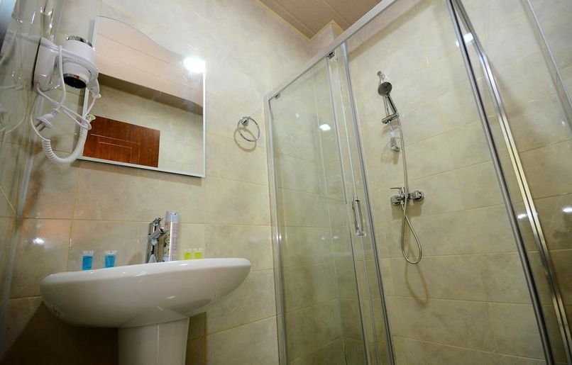 HOTEL 725 B - 3