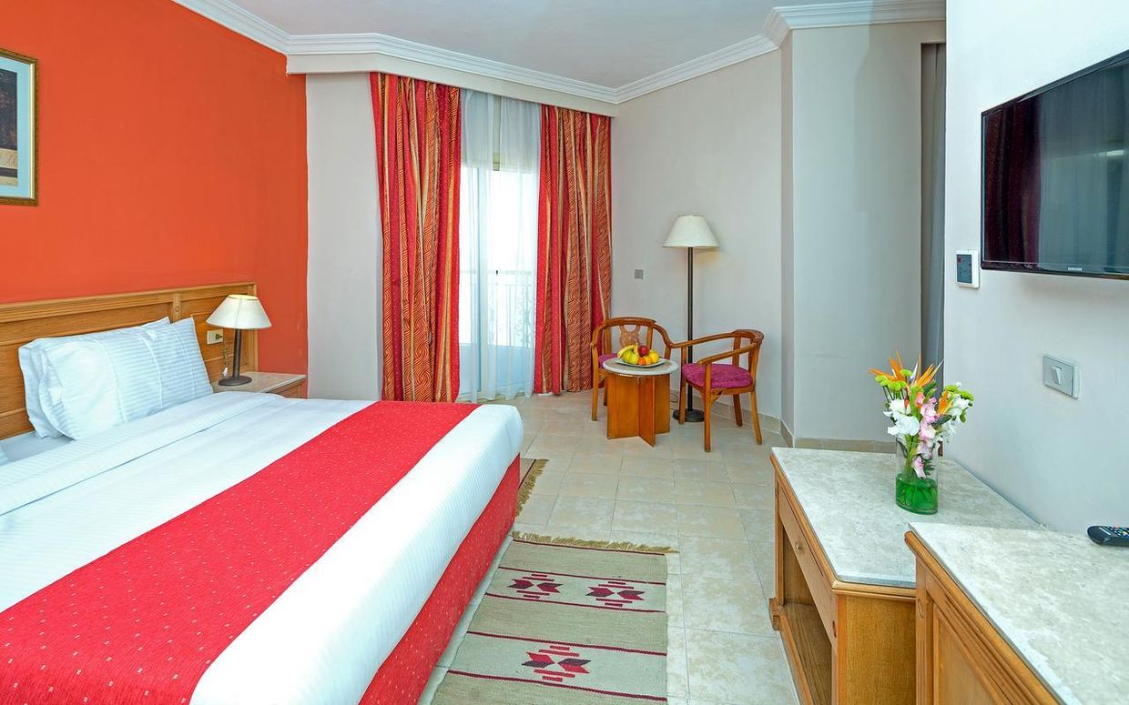 RIVIERA CLUB (MANAGED BY SUNRISE) - 18