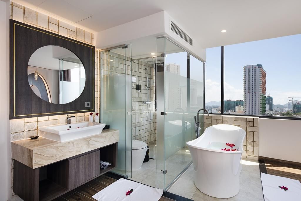 V HOTEL - 5