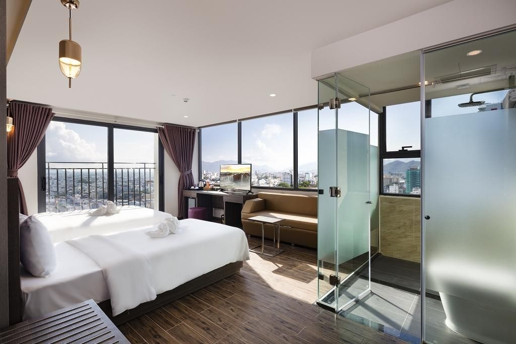 V HOTEL - 6