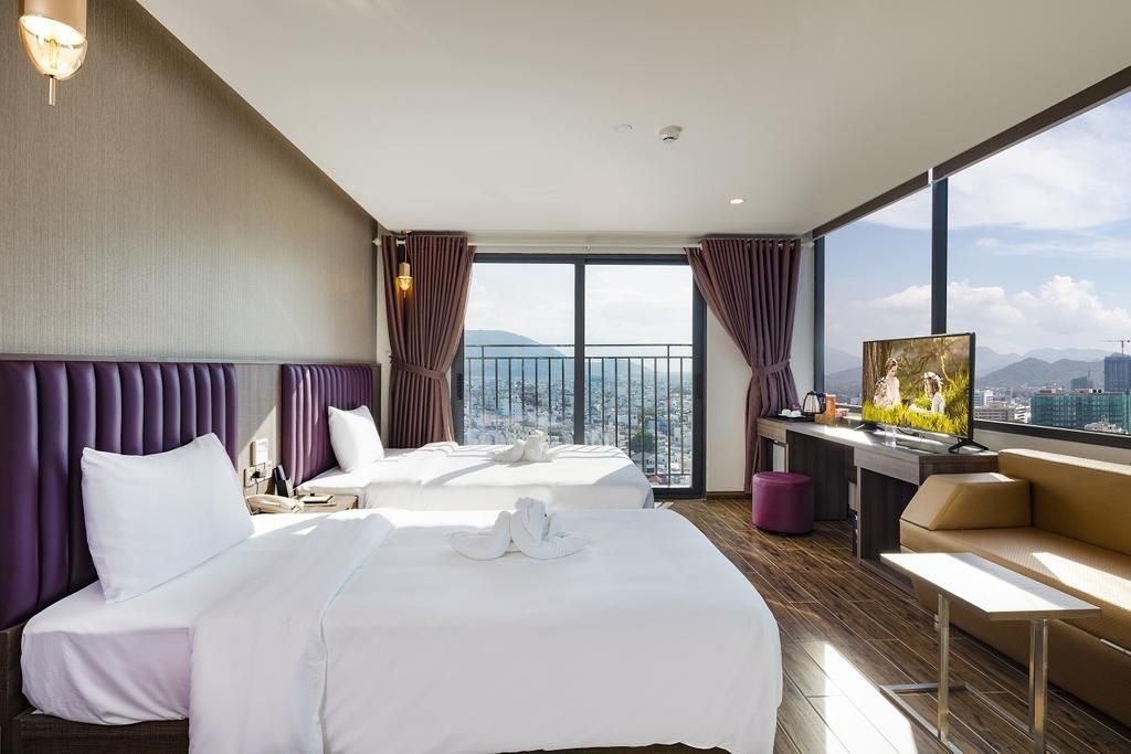 V HOTEL - 7